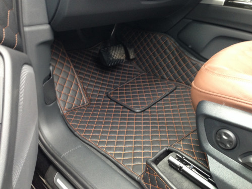 Коврики из экокожи: 2 передних 3D, 2 задних 3D